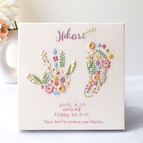 色とりどりの花の刺繍